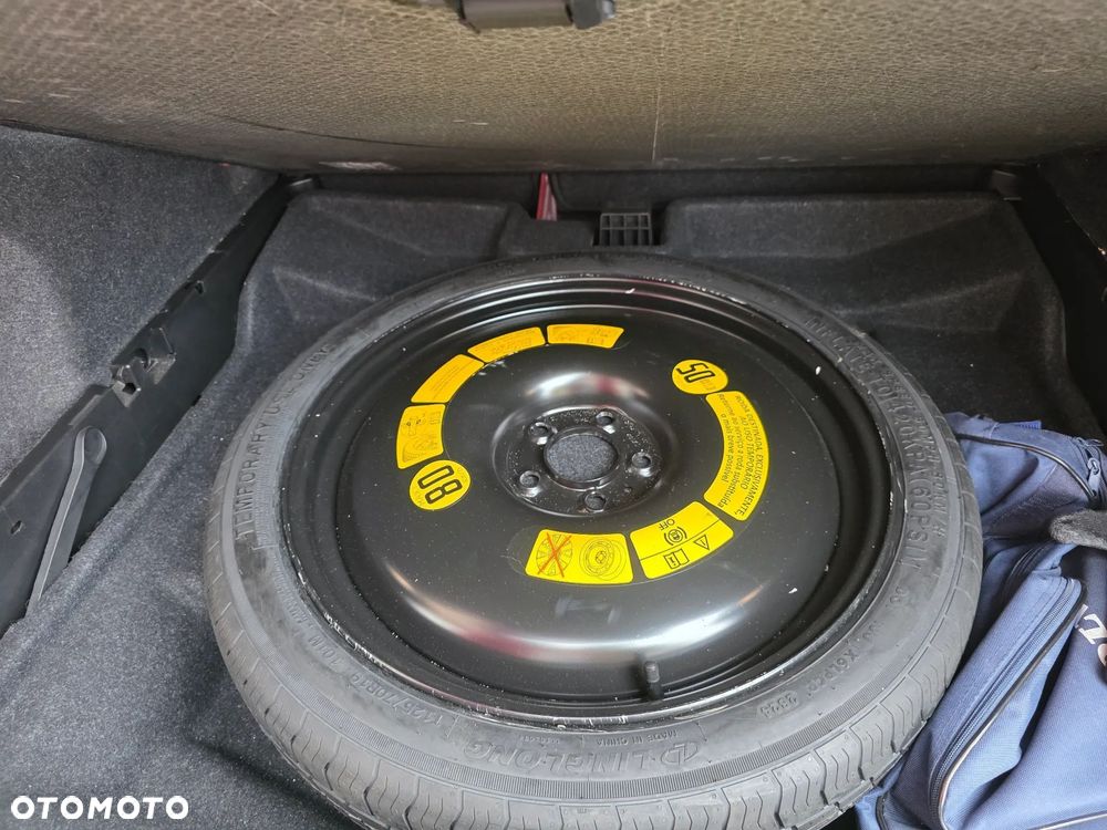 Volvo XC 40 T5 Plug-In Hybrid Inscription - 3