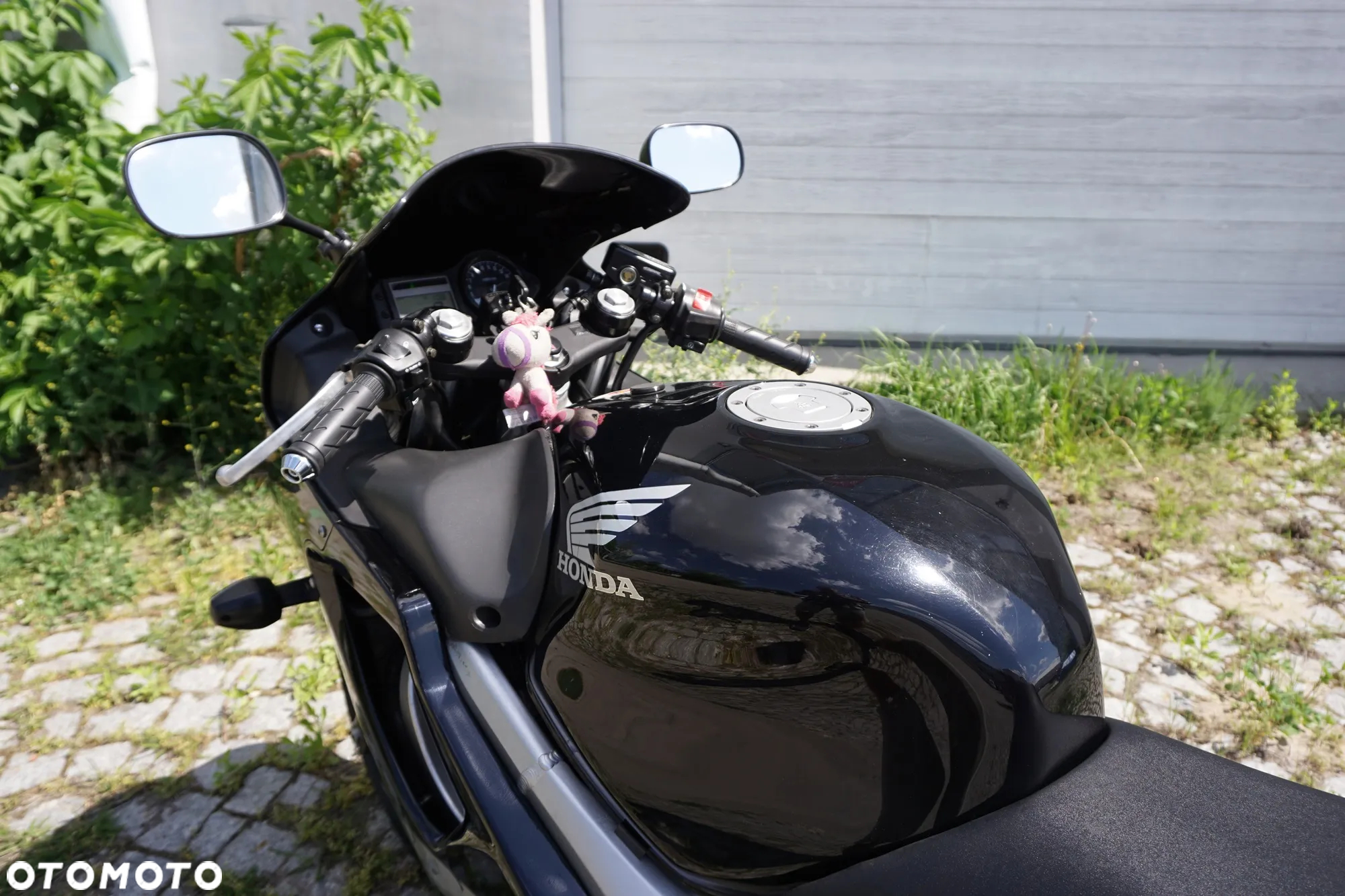 Honda CBR - 11