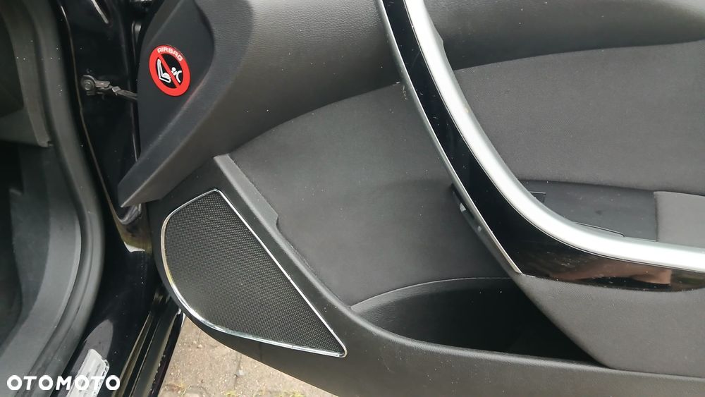 Opel Astra 1.4 Turbo Color Edition - 21