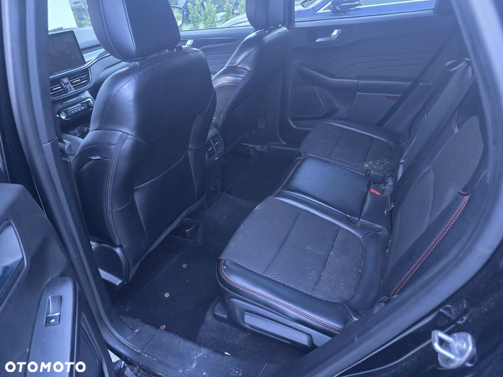 Ford Escape - 9