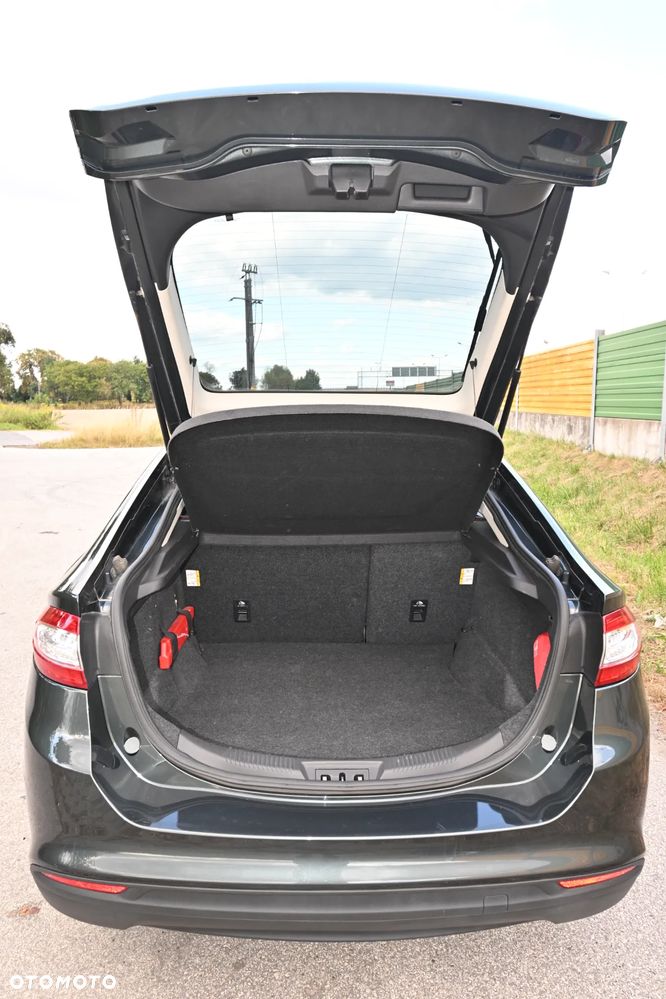 Ford Mondeo 1.5 EcoBoost Ambiente - 9