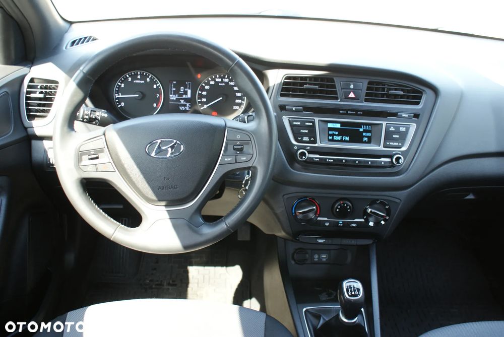 Hyundai i20 1.2 GO - 7