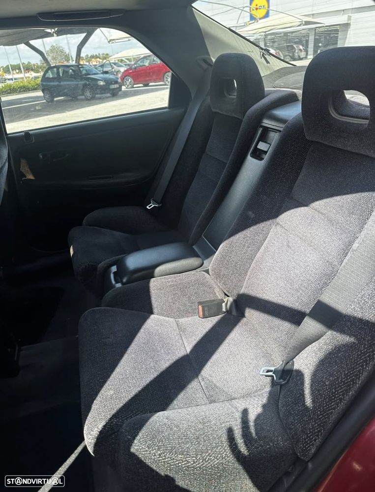 Honda Civic 1.6 ESi - 9