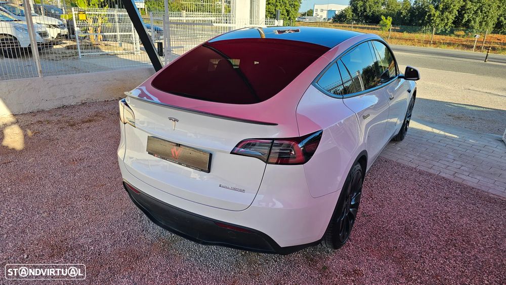 Tesla Model Y Performance Dual Motor AWD - 20