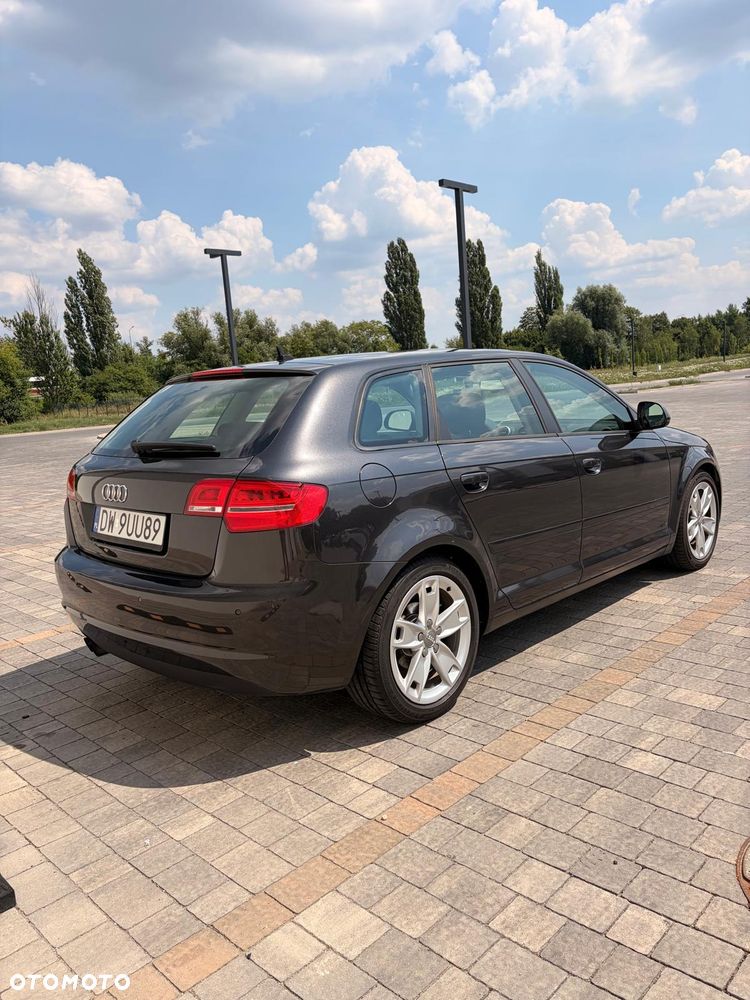 Audi A3 Sportback - 6
