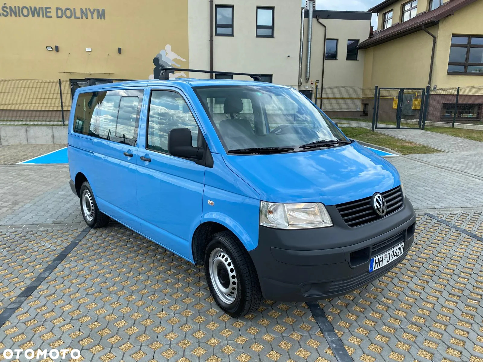 Volkswagen Caravelle - 6