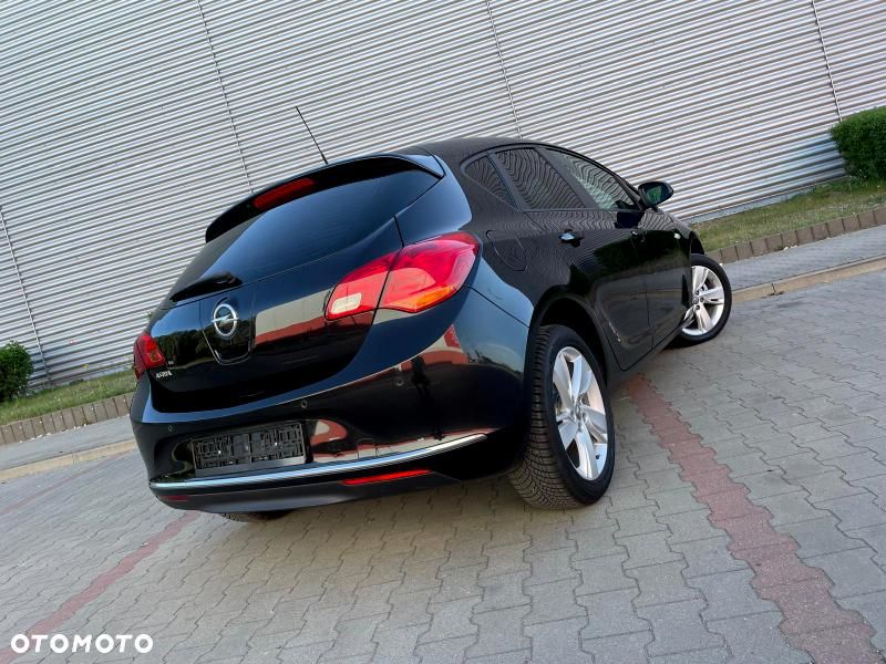 Opel Astra - 10