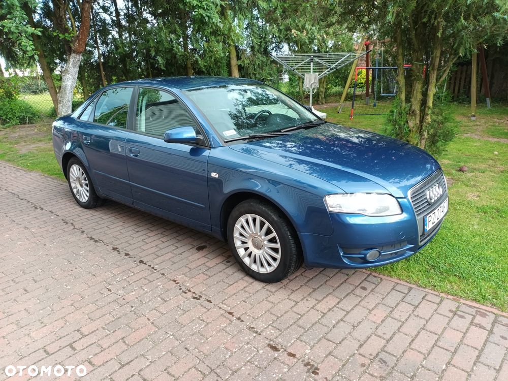 Audi A4 Limousine - 2