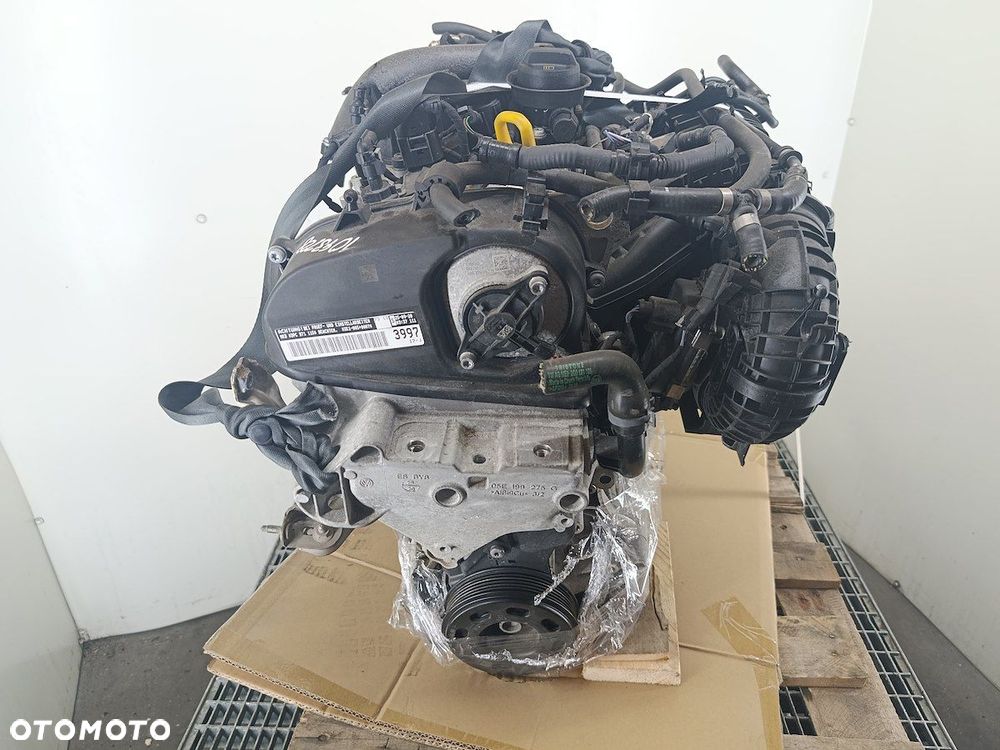 SILNIK VW GOLF VIII DPCB 1.5 TSI - 4