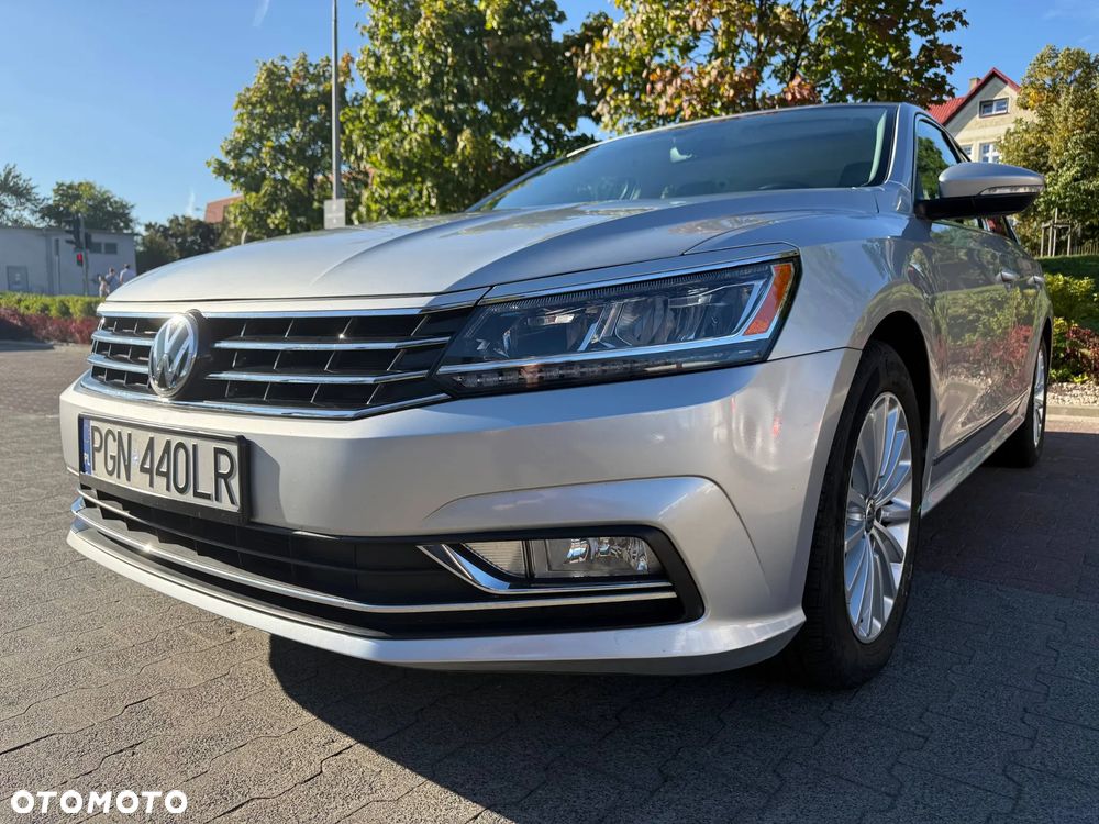 Volkswagen Passat 1.8 TSI (BlueMotion Technology) DSG Highline - 25