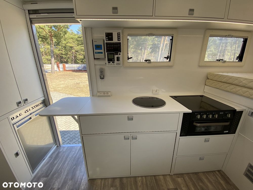 Camper do aut powyżej 3,5 T Iveco, Mercedes, Renault - 10