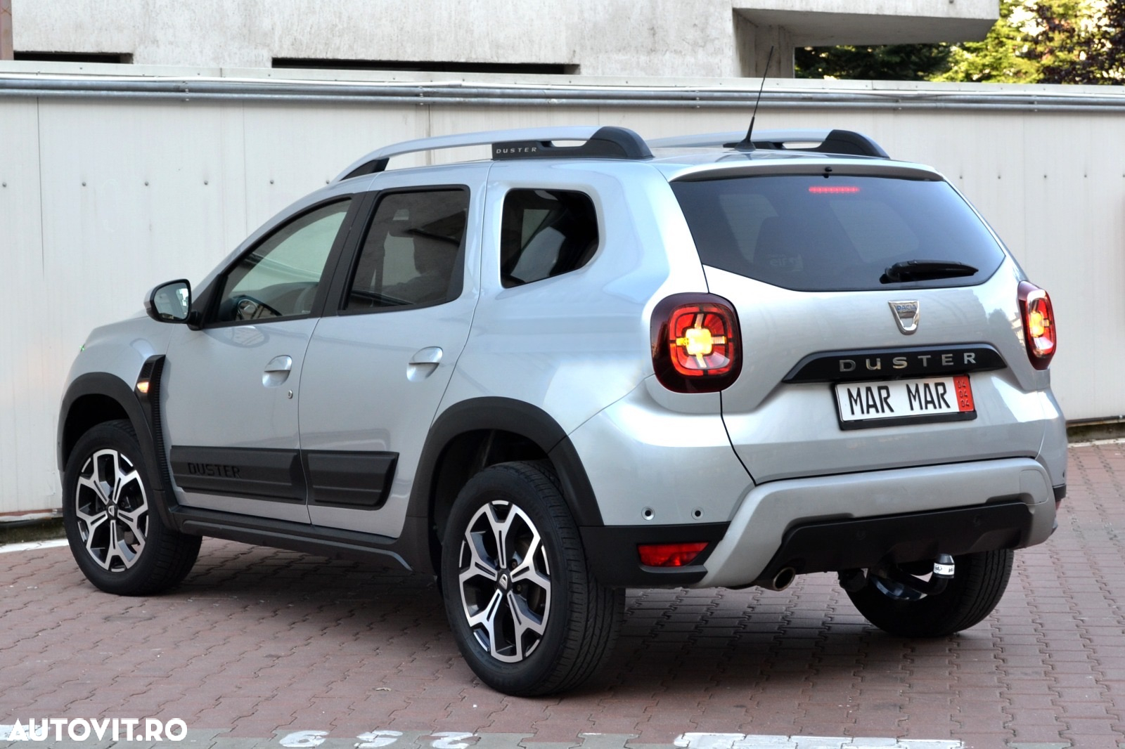 Dacia Duster TCe 130 GPF Prestige jante 17" - 10