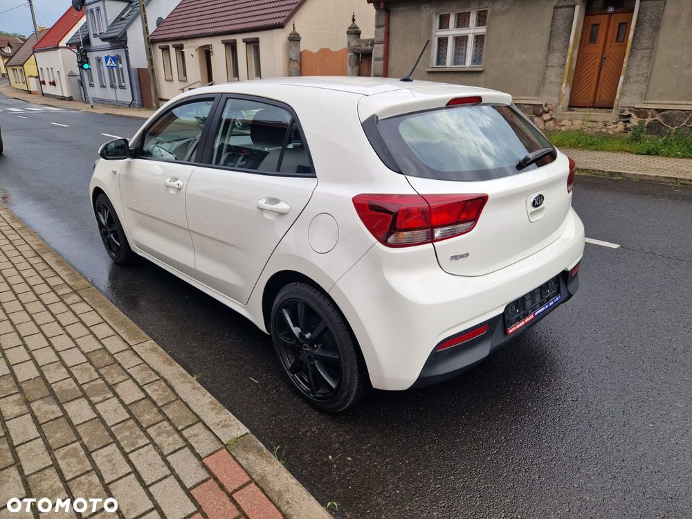 Kia Rio 1.2 Dream-Team Edition - 6