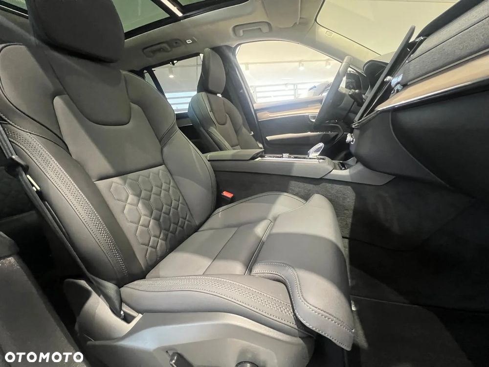 Volvo XC 90 - 2