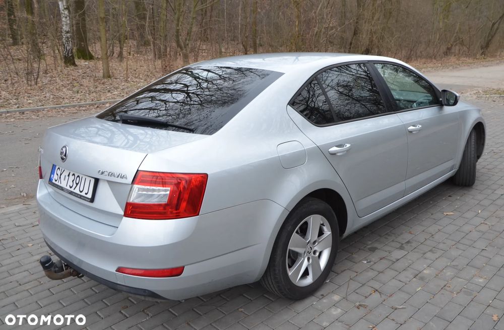 Skoda Octavia 1.4 TSI Ambition - 6