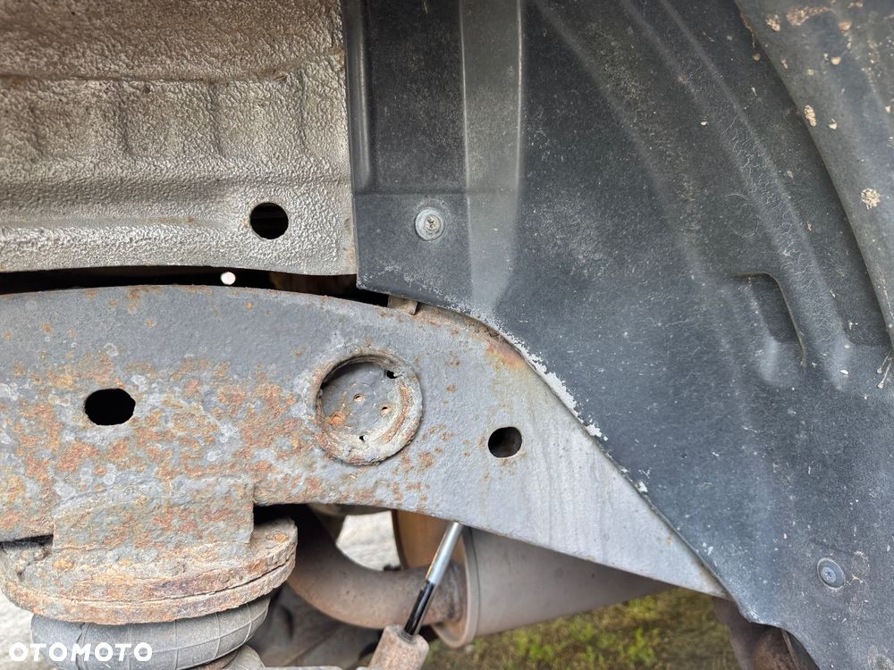 Mitsubishi L200 2.5 DID Intense + - 14