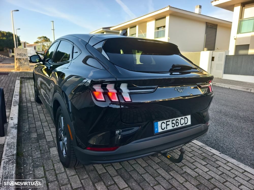 Ford Mustang Mach-E Standard - 16