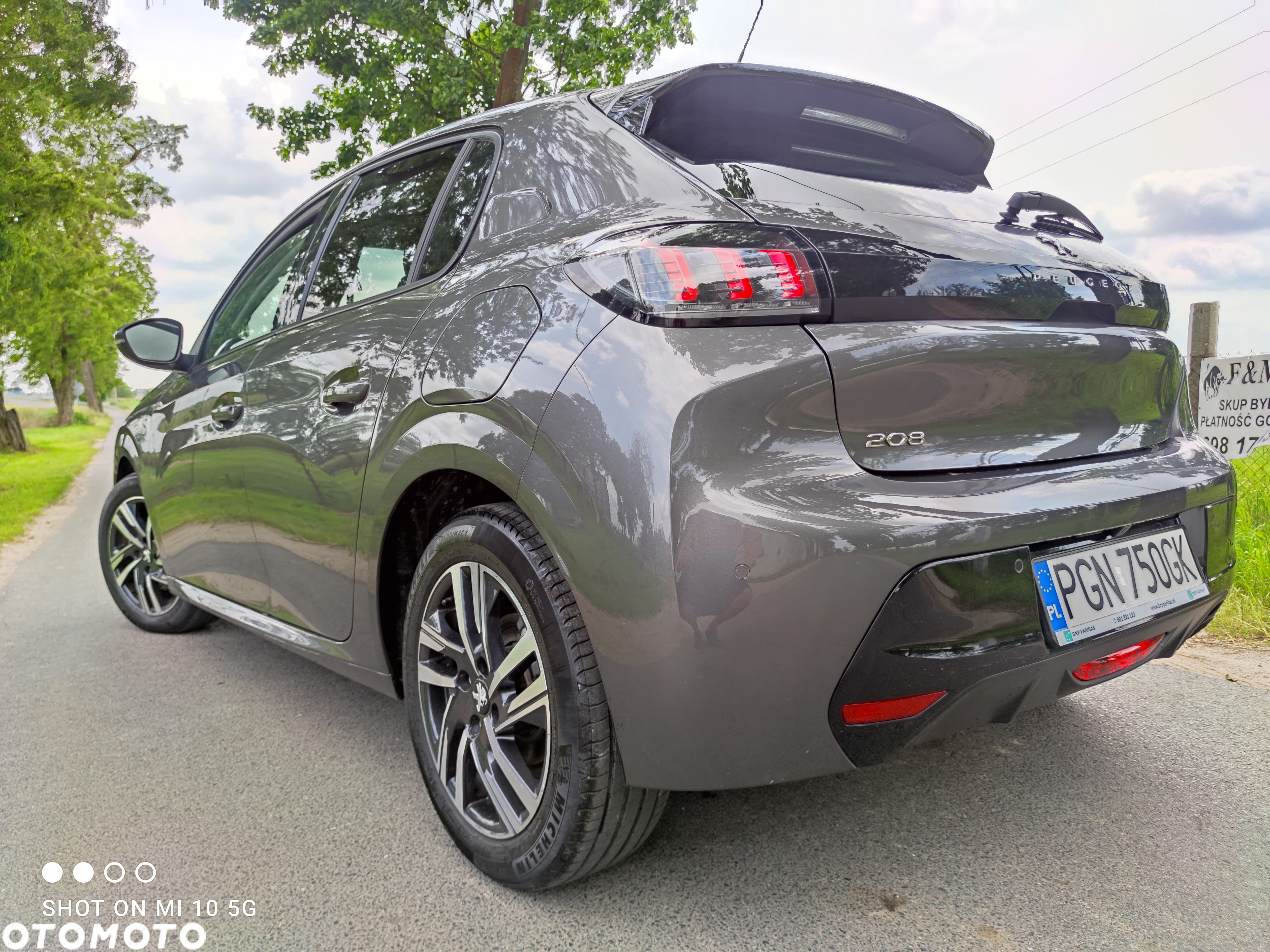 Peugeot 208 PureTech 100 Allure - 12