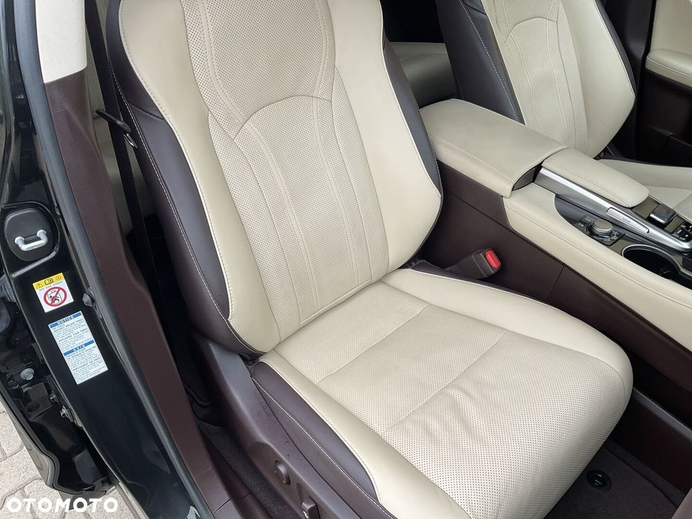 Lexus RX - 10