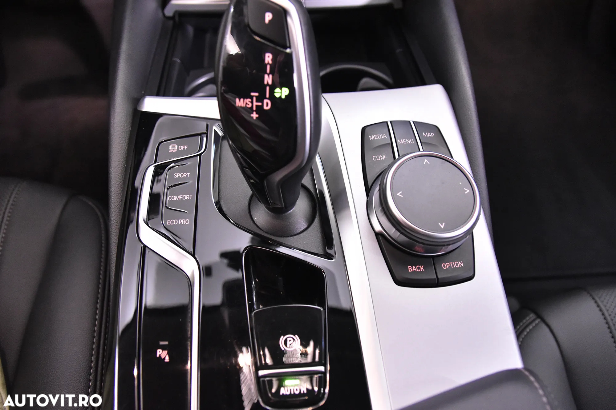 BMW Seria 5 520d Aut. - 17