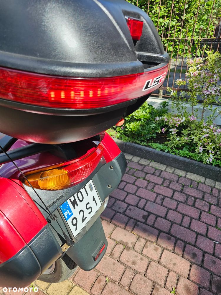Honda NTV - 1