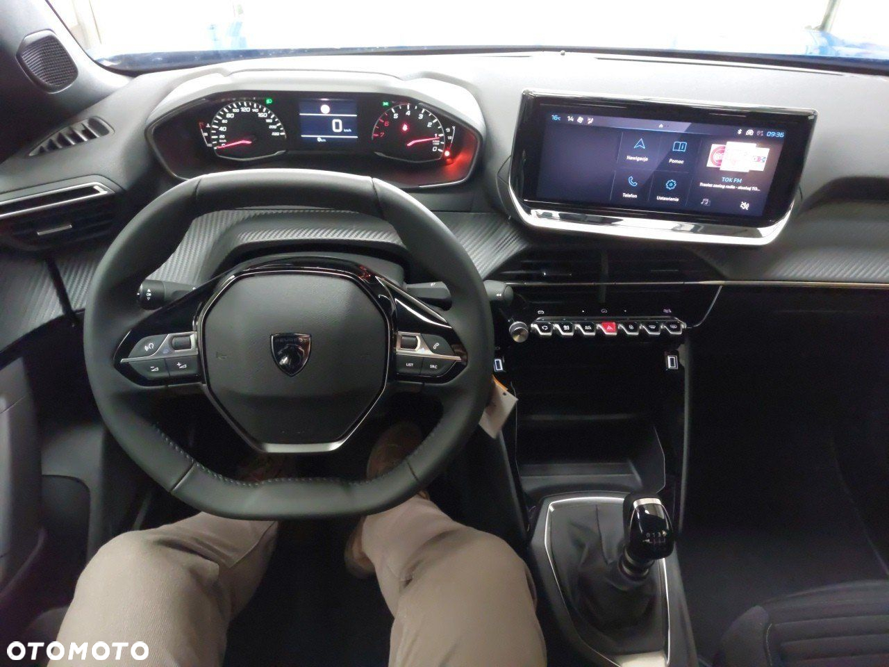 Peugeot 2008 - 9