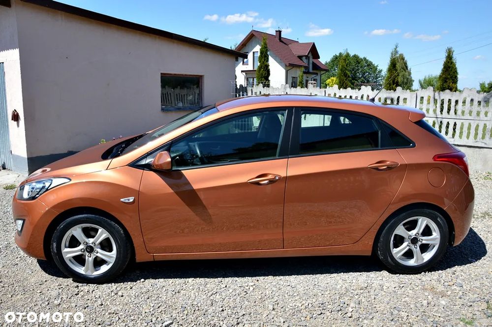 Hyundai i30 blue 1.6 CRDi DCT Style - 3