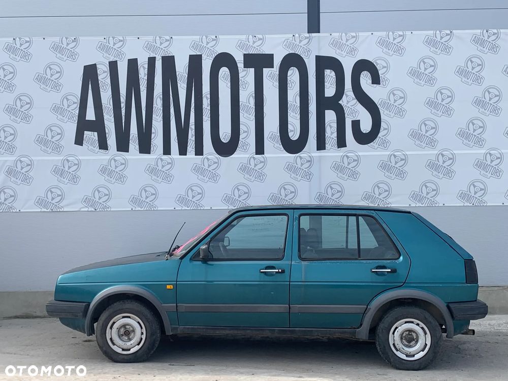 VOLKSWAGEN GOLF 2 1992 *SAMOCHÓD NA CZĘŚCI* 4576 MASKA, LAMPA, DRZWI, LUSTERKO, ZDERZAK, GRILL, BŁOTNIK, KLAPA, BELKA, DESKA, FOTELE, KANAPA, ĆWIARTKA KIEROWNICA, TARCZE, ZACISKI, ZAWIESZENIE, KOMPLETNY PRZÓD, KOMPLETNY TYŁ, LICZNIK, ZEGARY, PRAWE LEWE PRZÓD TYŁ - 3