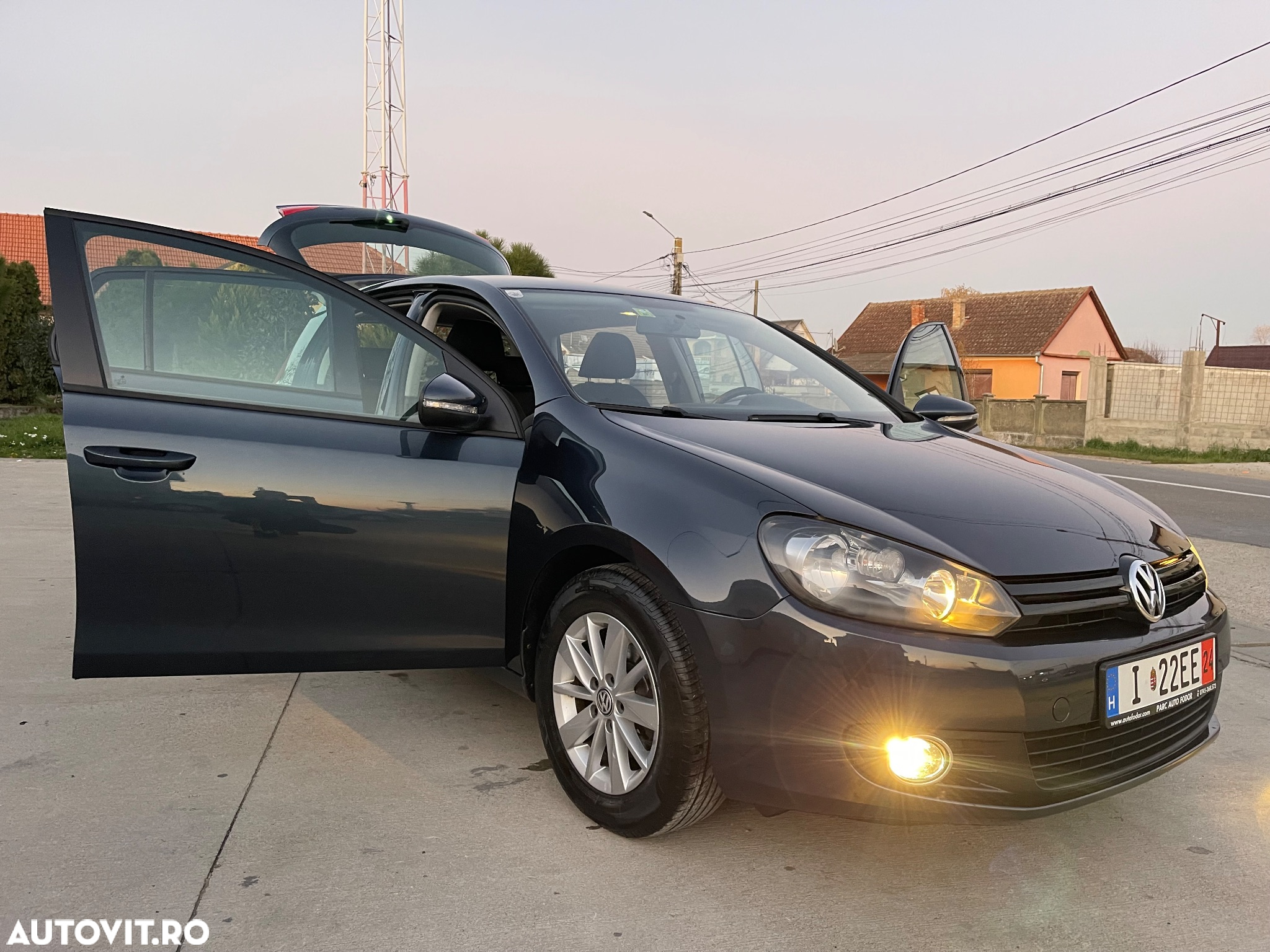 Volkswagen Golf 1.4 Comfortline - 24