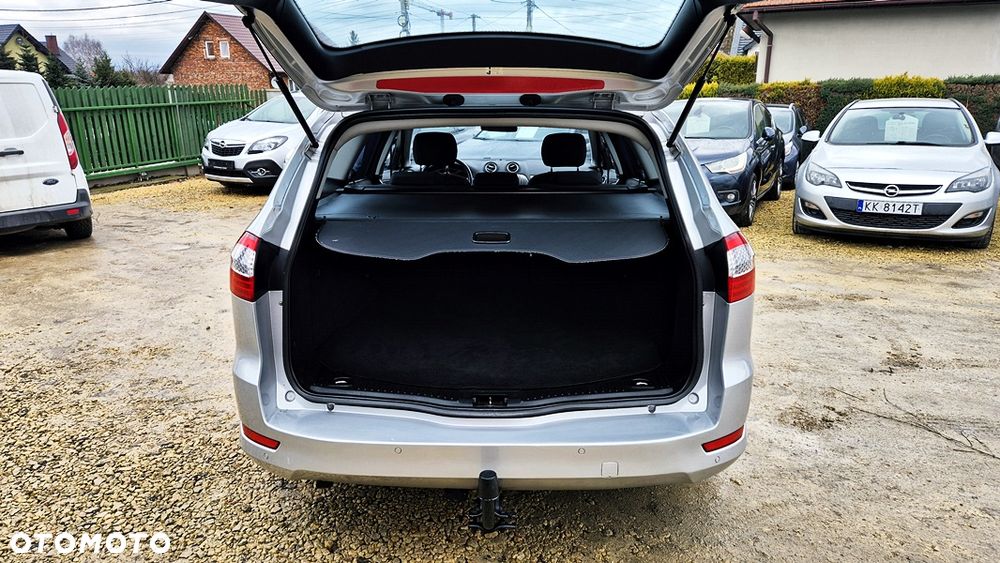 Ford Mondeo 2.0 Platinium X - 35
