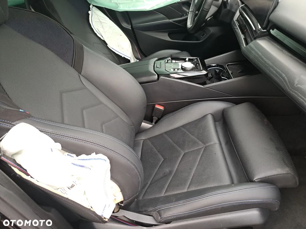 BMW Seria 5 520d xDrive mHEV M Sport - 16