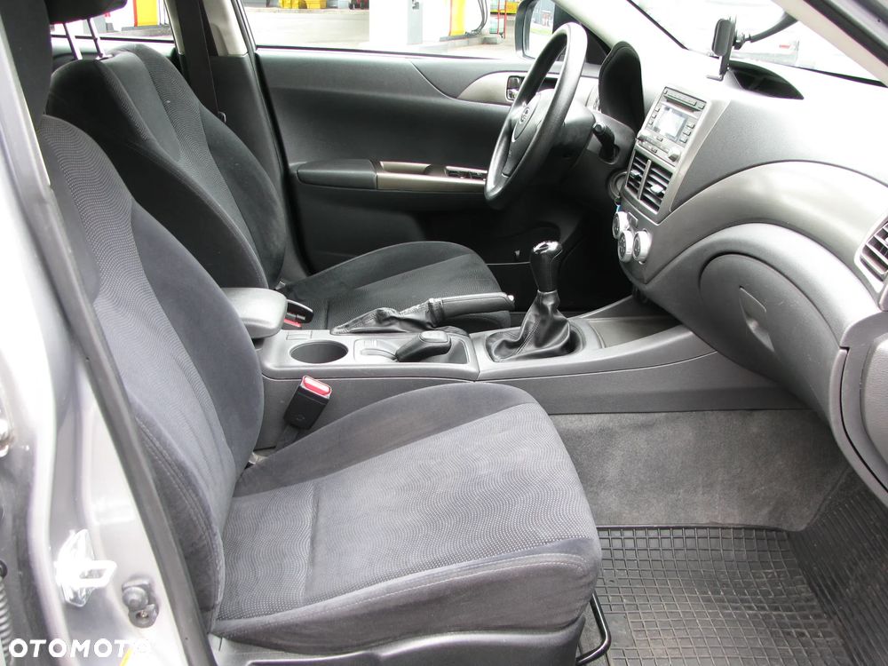 Subaru Impreza 1.5R Active - 12