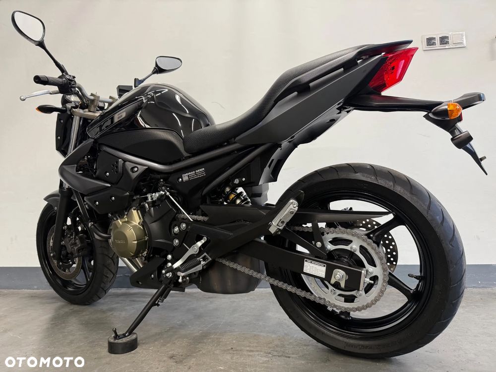 Yamaha XJ - 4
