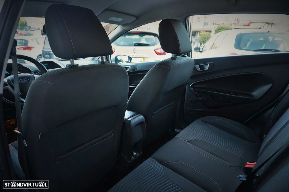 Ford Fiesta 1.5 TDCi Titanium - 12