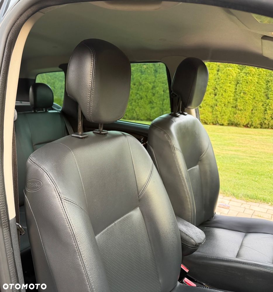 Dacia Duster 1.6 16V 4x2 Essentiel - 36