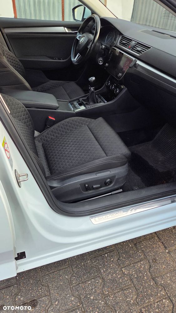 Skoda Superb - 16