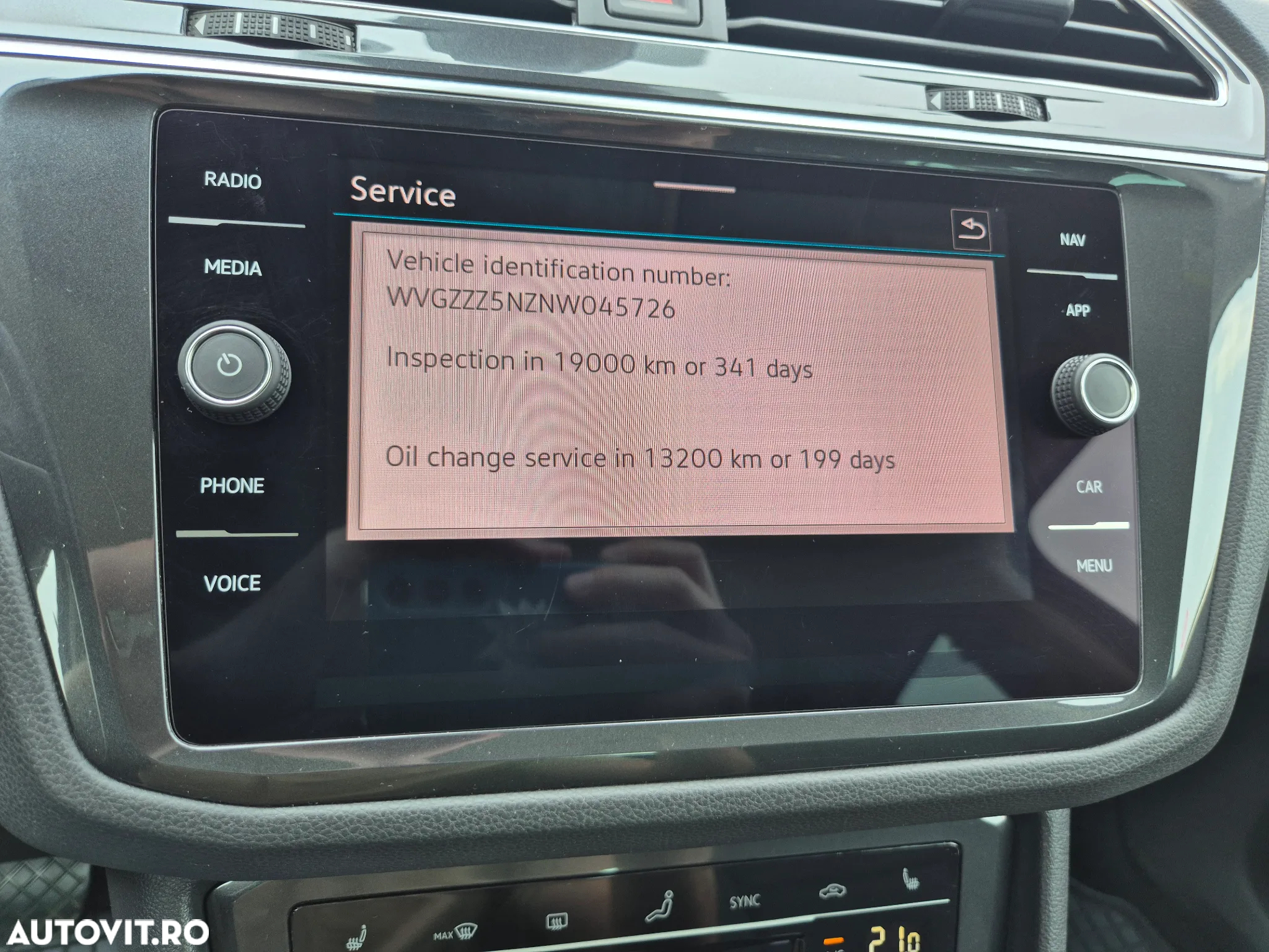 Volkswagen Tiguan - 26