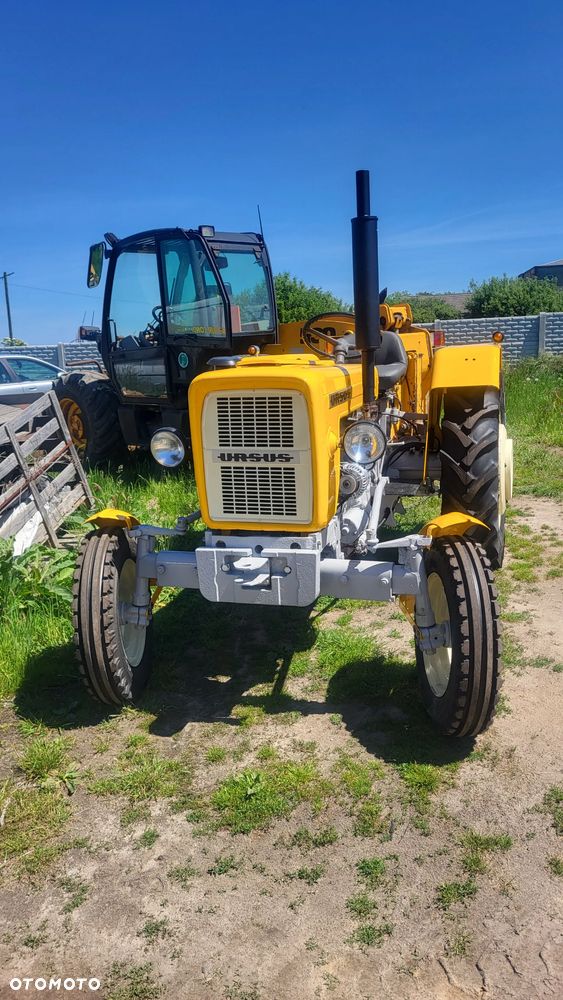 Ursus C330 - 2