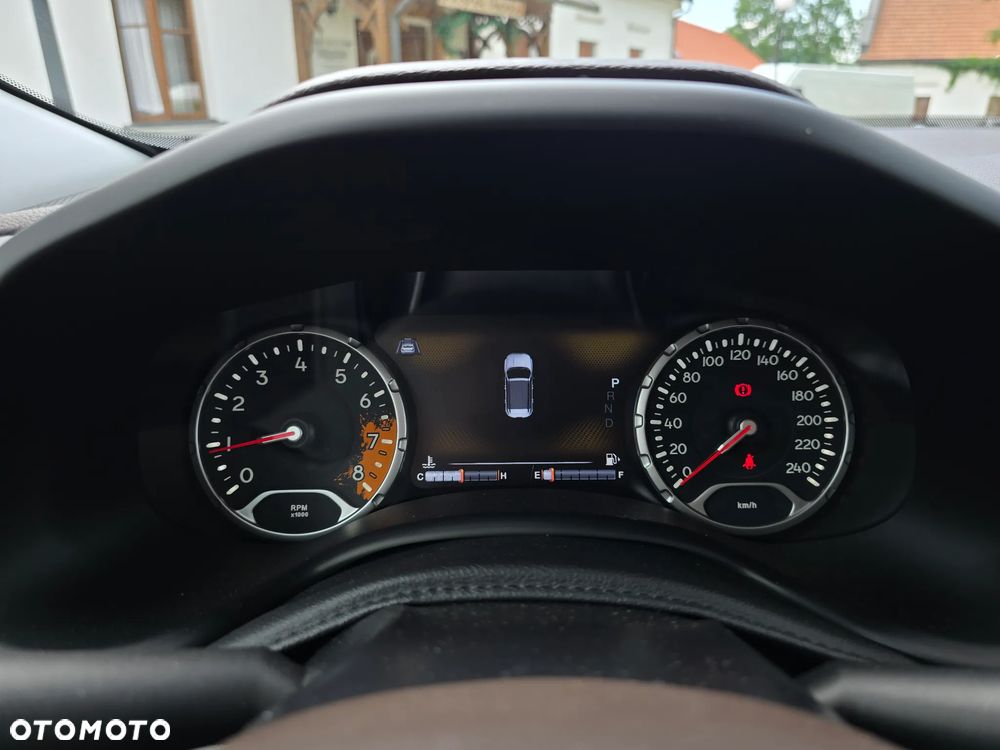 Jeep Renegade 1.4 MultiAir DSG Limited - 34