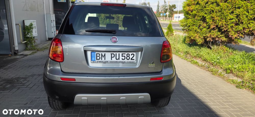 Fiat Sedici 1.6 16V 4x2 Emotion - 10