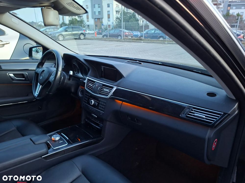 Mercedes-Benz Klasa E - 14