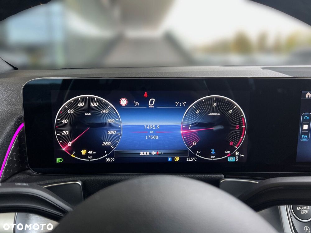 Mercedes-Benz GLB 200 d AMG Line 8G-DCT - 18
