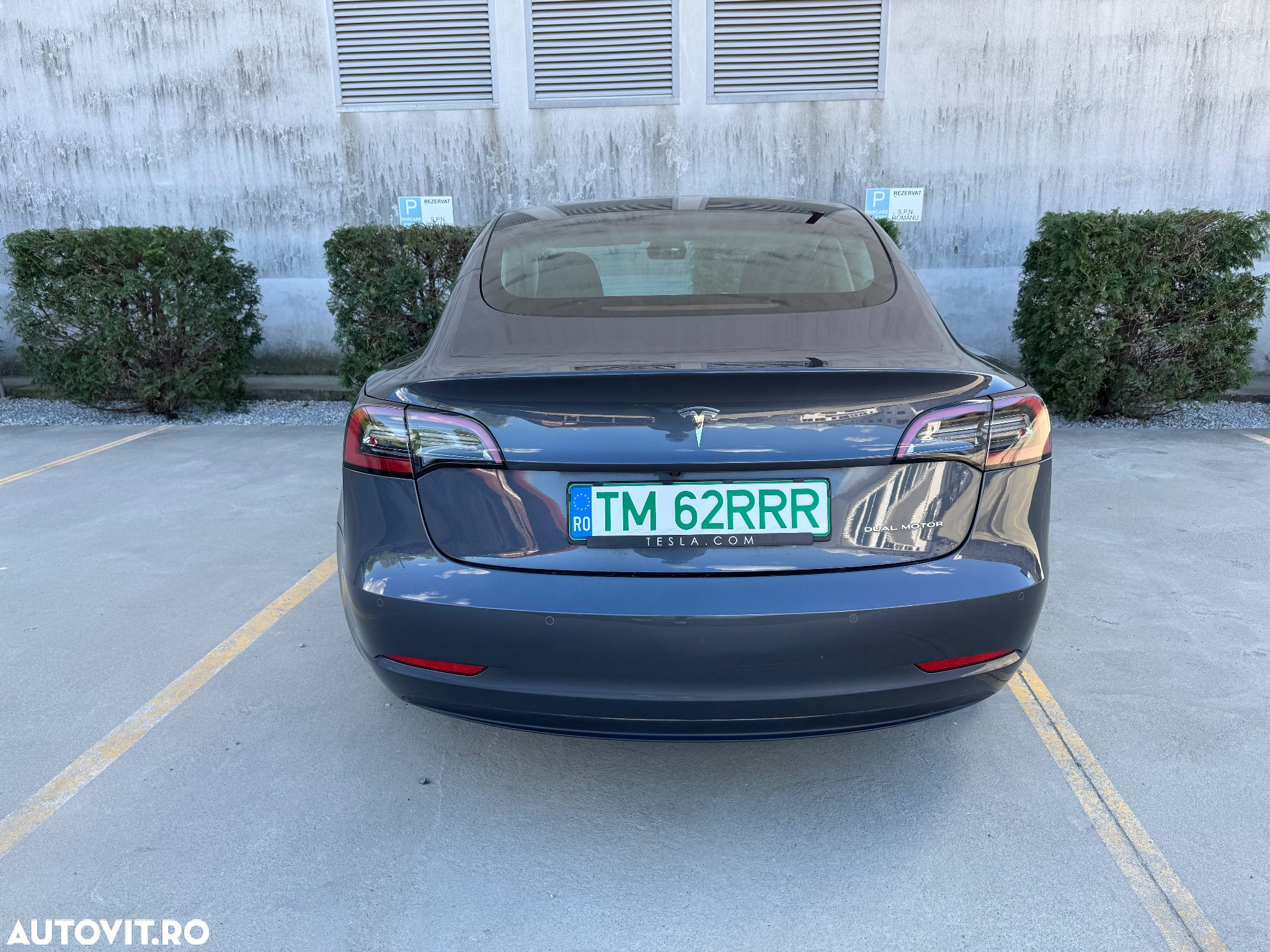 Tesla Model 3 Long Range - 4