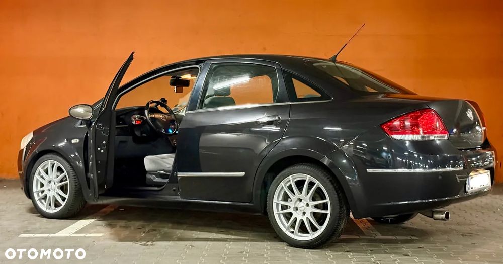 Fiat Linea 1.4 T-Jet 16V Emotion - 4