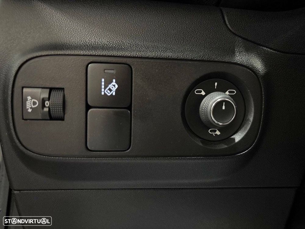 Citroën C3 1.2 PureTech Shine - 21