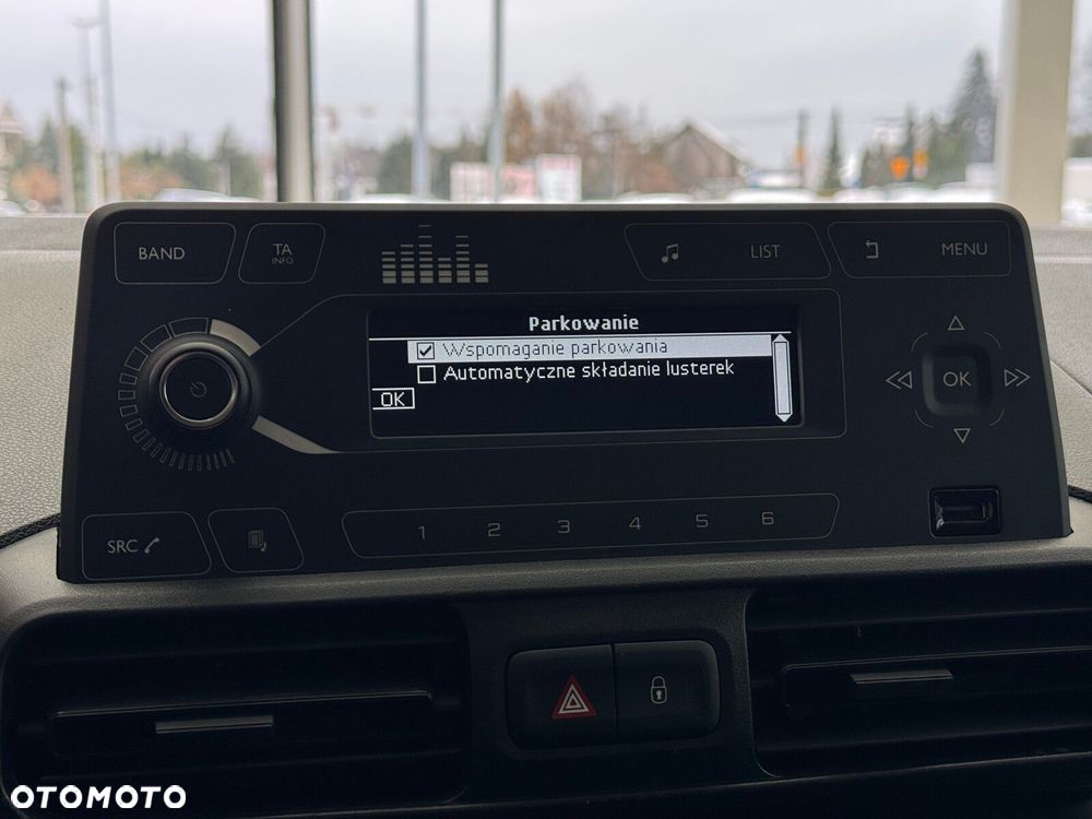 Opel Combo Enjoy - 31