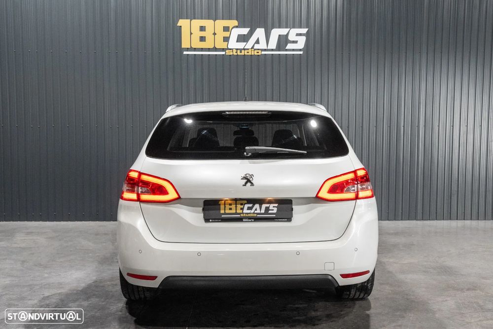 Peugeot 308 BlueHDi 130 EAT8 Allure - 53