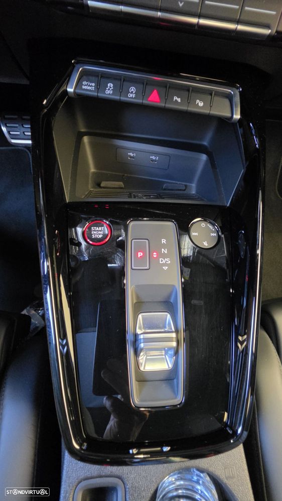 Audi RS3 Limousine - 25