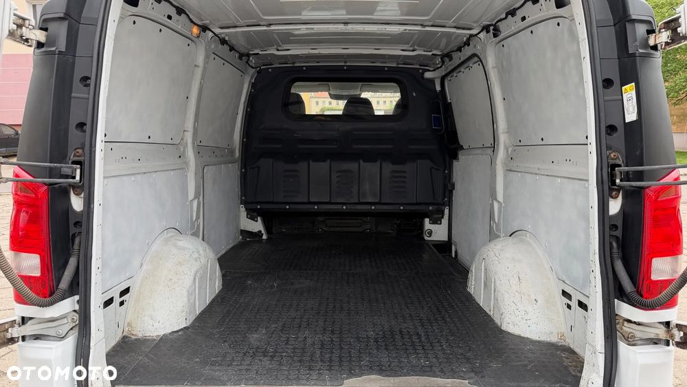 Mercedes-Benz Vito - 11