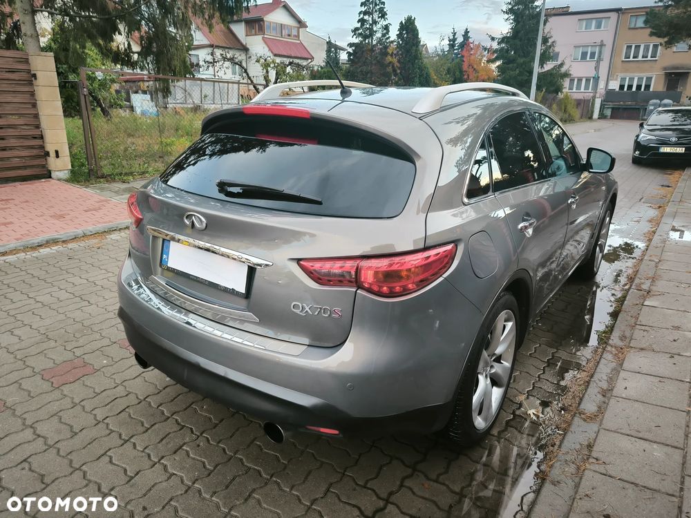 Infiniti QX70 3.0d S Premium - 11